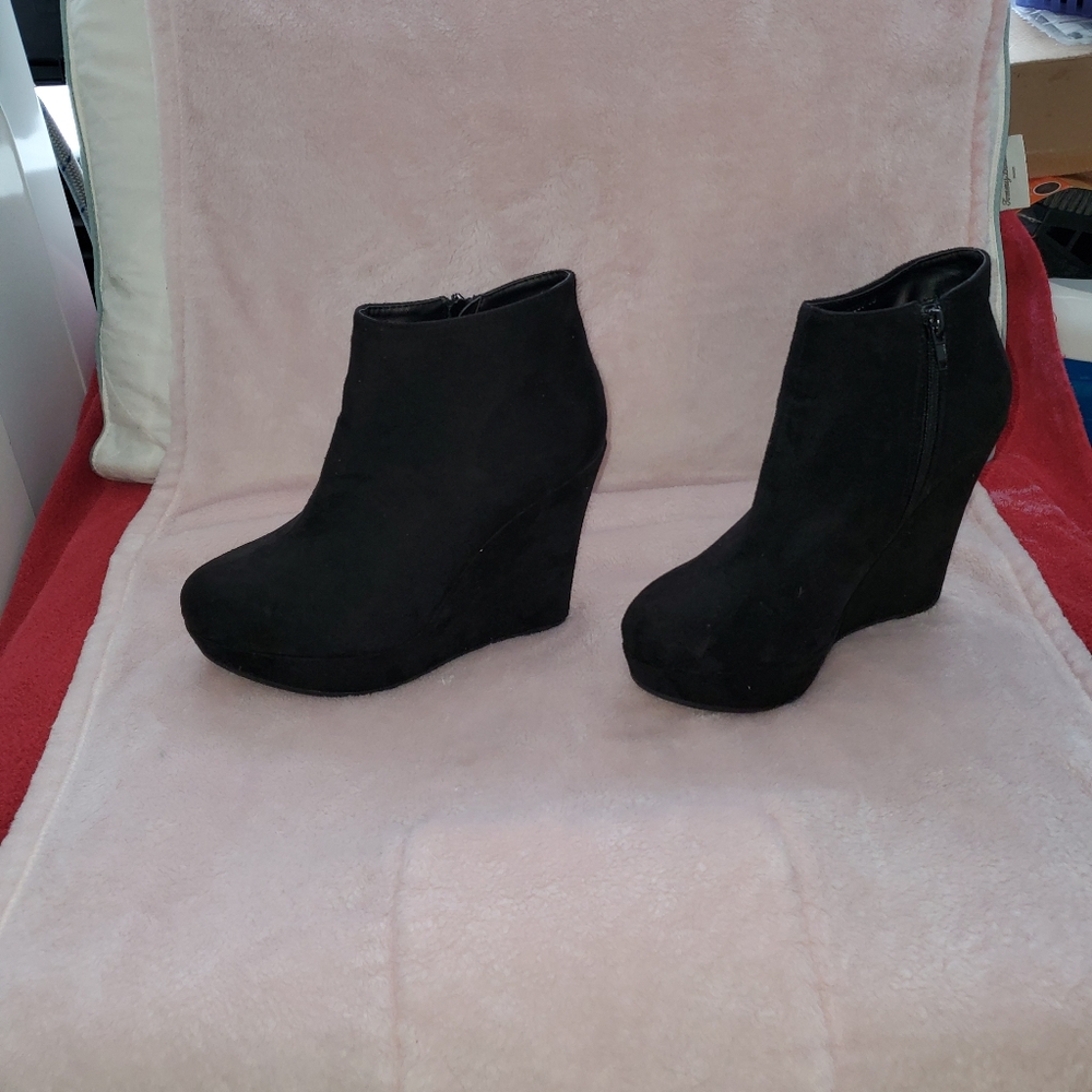 New Black Boots